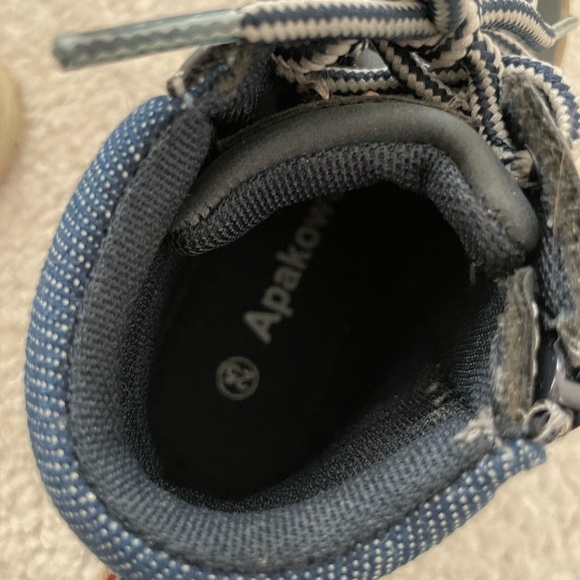 APAKOWA STREET CULTURE NEW TREN BLUE KIDS BOOTS SIZE 25 (8.5) - Picture 6 of 7